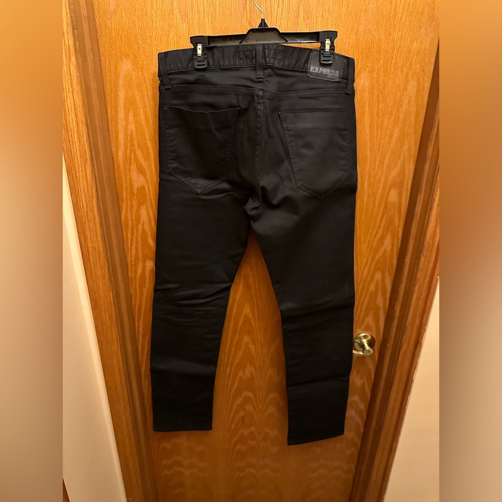 Express Jeans - Picture 2 of 3